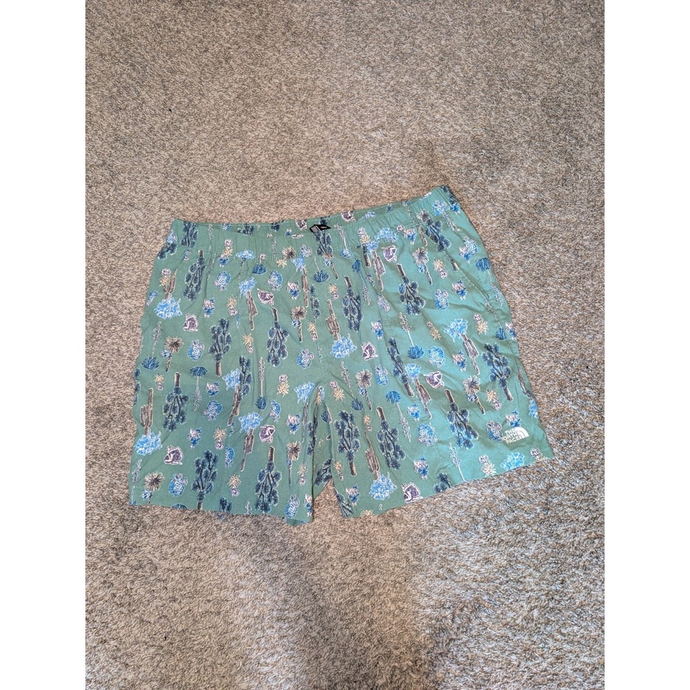 The North Face Mens XXL Green Desert Print Nylon Shorts Beach Preppy Casual